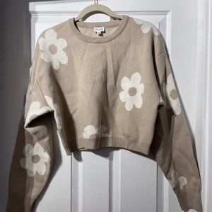 Le Lis Flower Crew Sweater, Beige, M